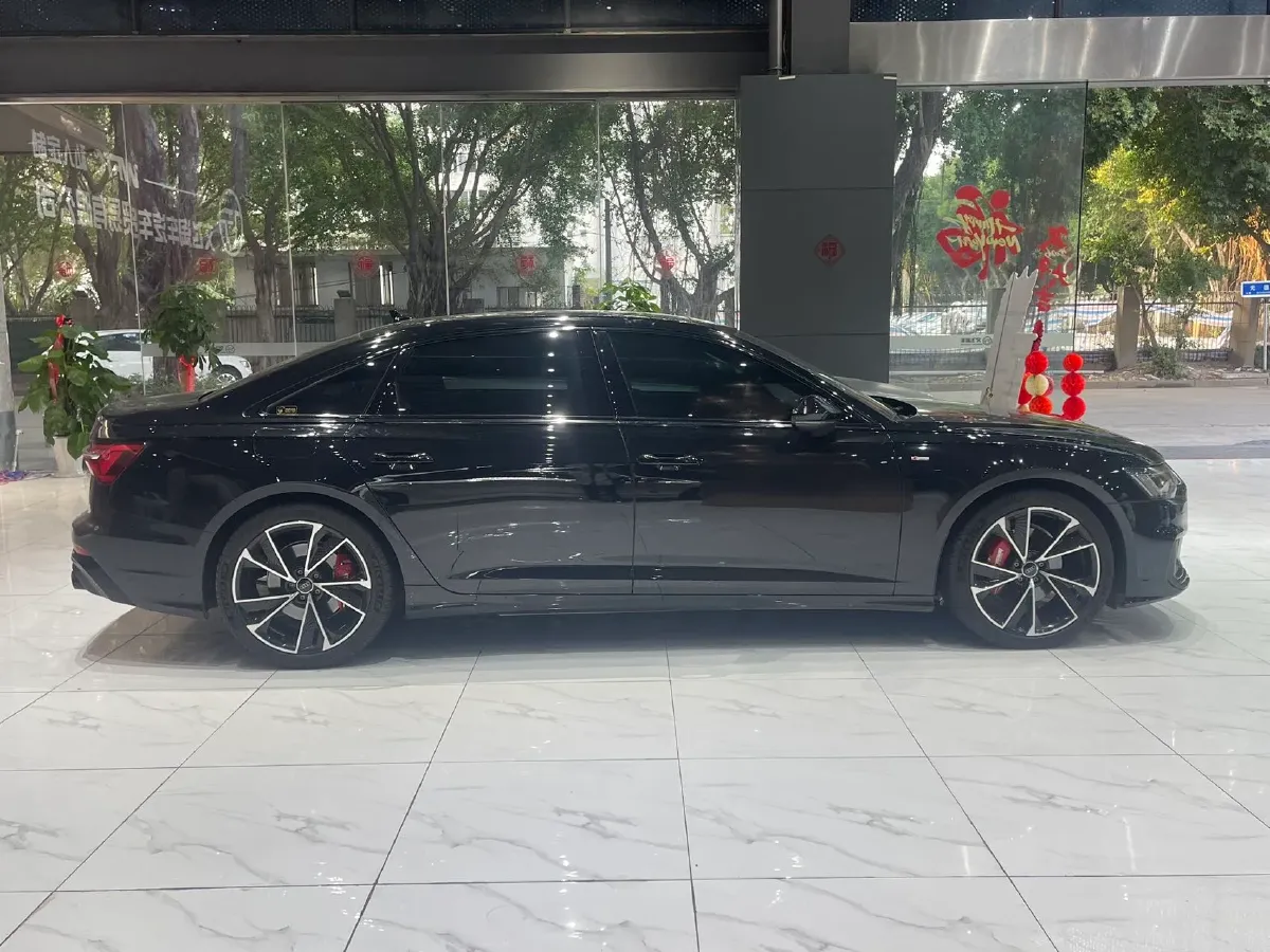 2020 Audi A6L 2.0T 224HP L4 7DCT,autocango,china used car exporter,china ev exporter,chinese used car exporter,chinese used ev exporter