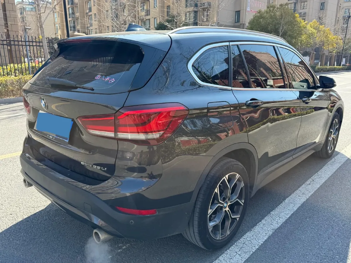 2022 BMW X1 2.0T 192HP L4 7DCT,autocango,china used car exporter,china ev exporter,chinese used car exporter,chinese used ev exporter