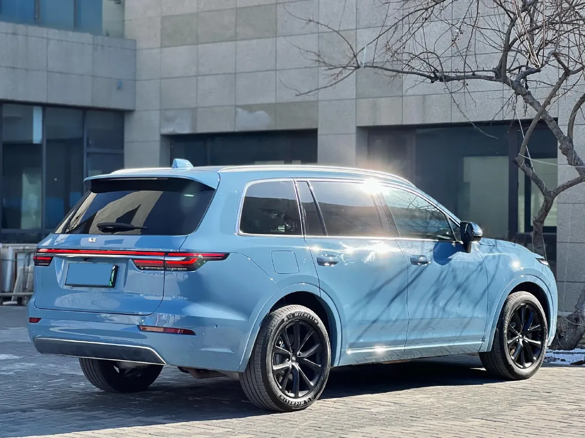 2021 Li ONE Range Extended 131HP REEV 40.5KWH,autocango,china used car exporter,china ev exporter,chinese used car exporter,chinese used ev exporter