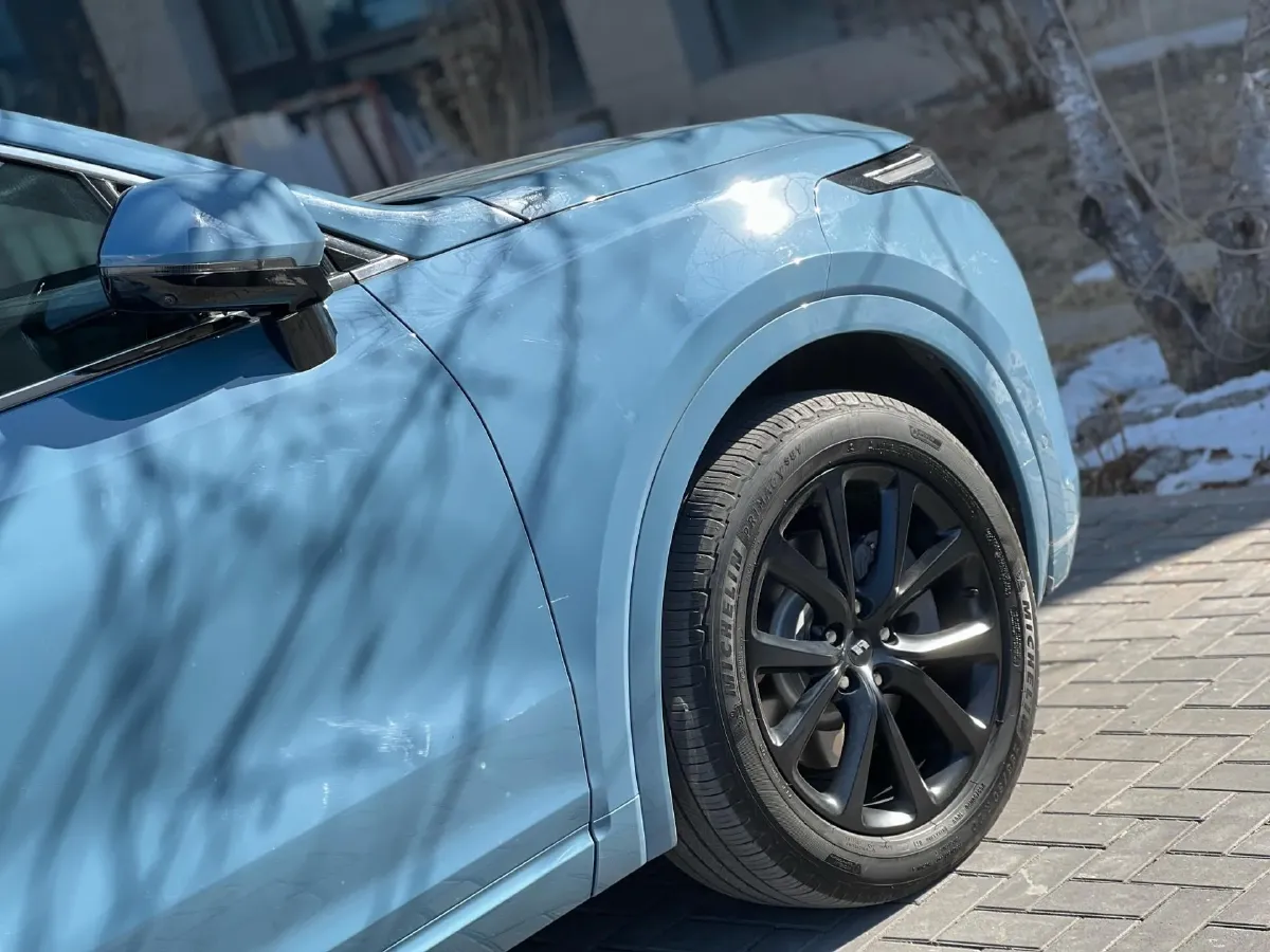 2021 Li ONE Range Extended 131HP REEV 40.5KWH,autocango,china used car exporter,china ev exporter,chinese used car exporter,chinese used ev exporter