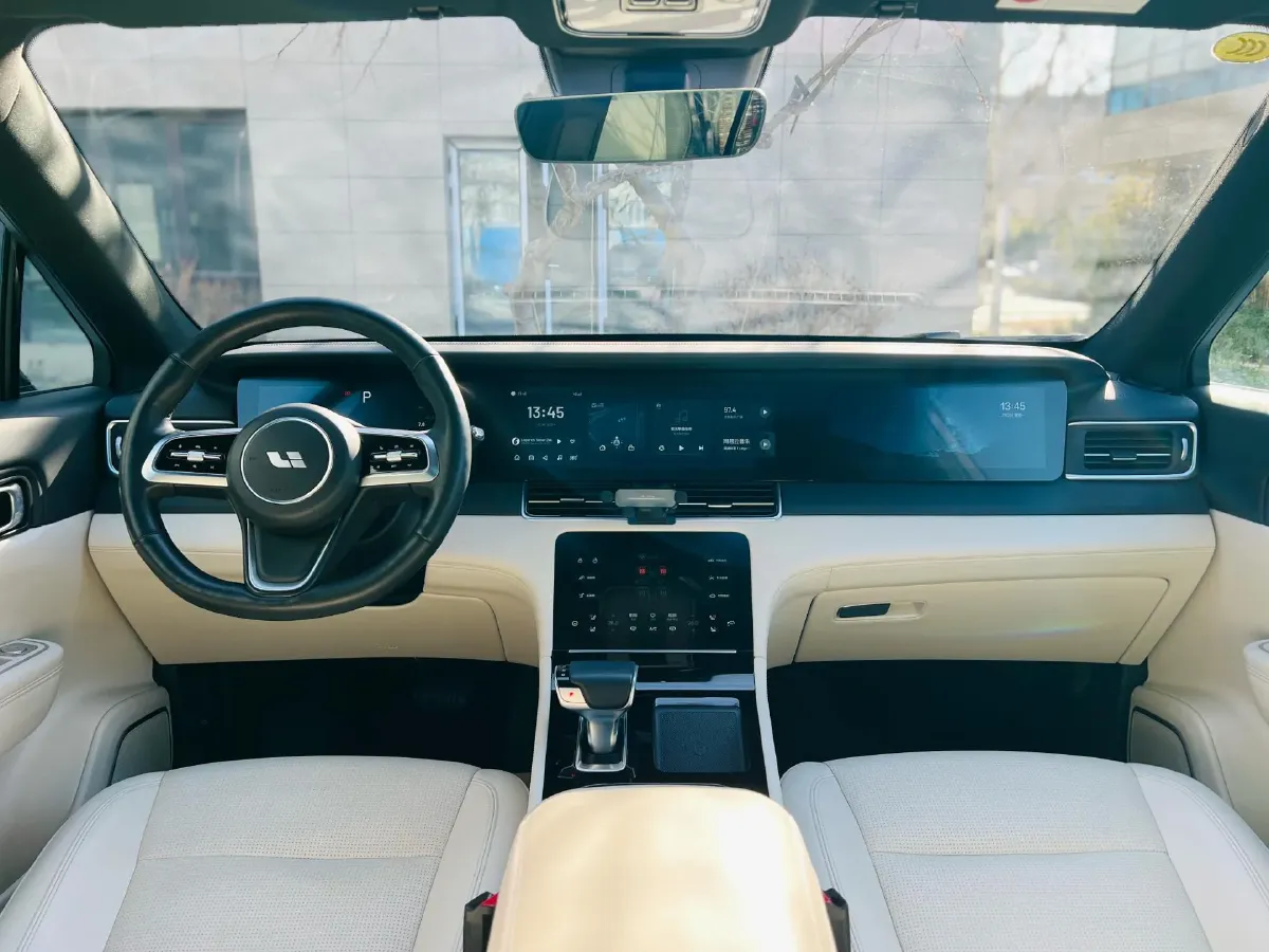 2021 Li ONE Range Extended 131HP REEV 40.5KWH,autocango,china used car exporter,china ev exporter,chinese used car exporter,chinese used ev exporter