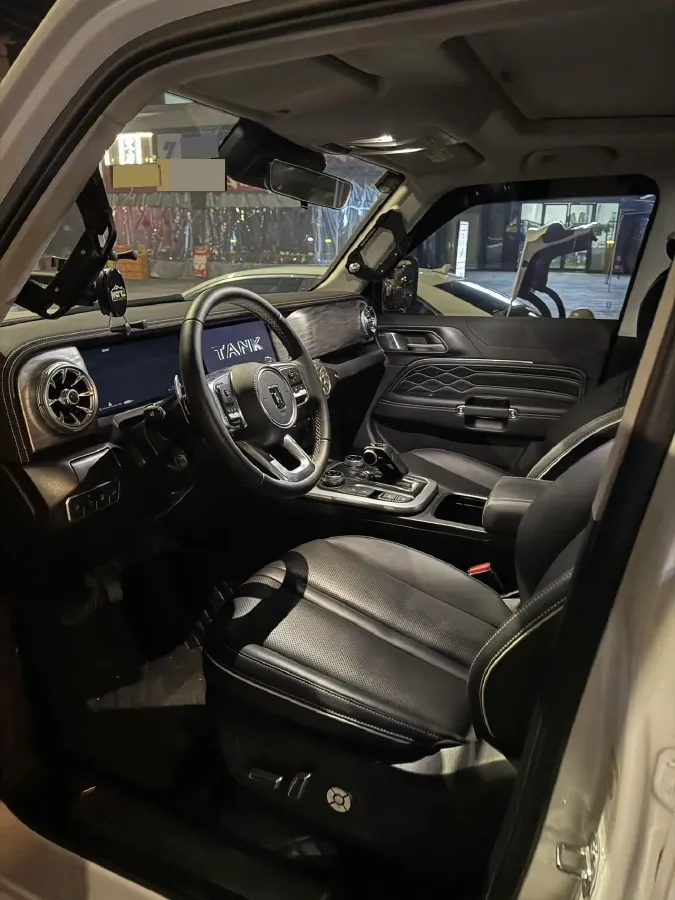 2023 Tank 300 2.0T 227HP L4 8AT,autocango,china used car exporter,china ev exporter,chinese used car exporter,chinese used ev exporter