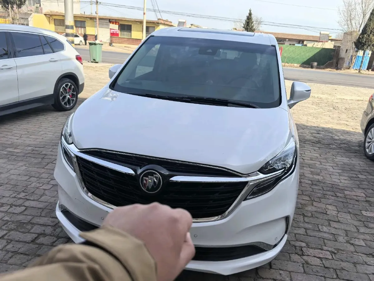 2022 Buick GL8 2.0T 237HP L4 9AT,autocango,china used car exporter,china ev exporter,chinese used car exporter,chinese used ev exporter