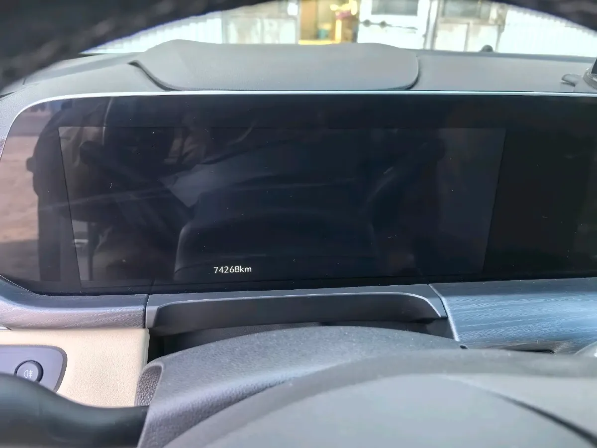 2022 Buick GL8 2.0T 237HP L4 9AT,autocango,china used car exporter,china ev exporter,chinese used car exporter,chinese used ev exporter