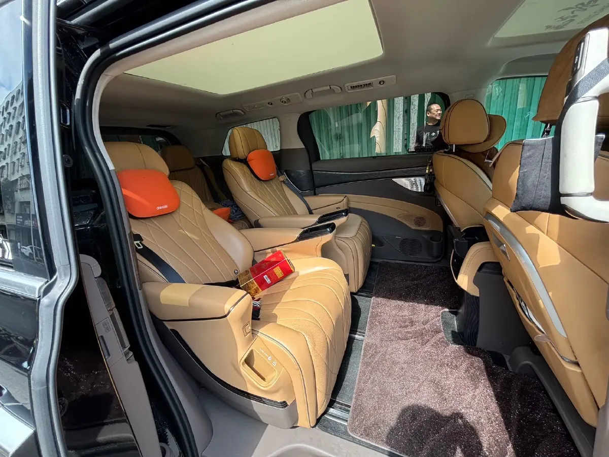 2023 Denza D9 1.5T 139HP L4 E-CVT PHEV 20.39KWH,autocango,china used car exporter,china ev exporter,chinese used car exporter,chinese used ev exporter