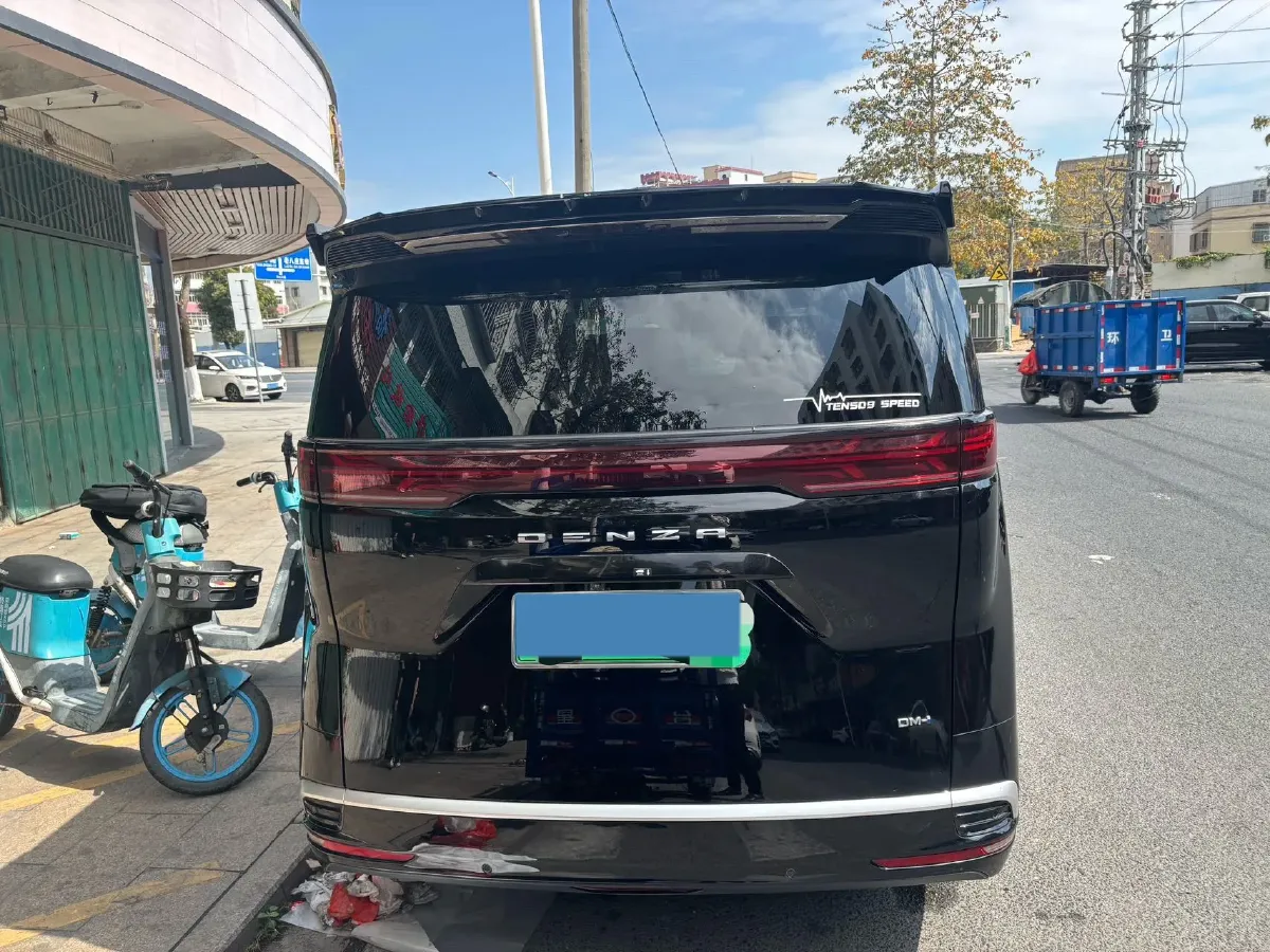 2023 Denza D9 1.5T 139HP L4 E-CVT PHEV 20.39KWH,autocango,china used car exporter,china ev exporter,chinese used car exporter,chinese used ev exporter