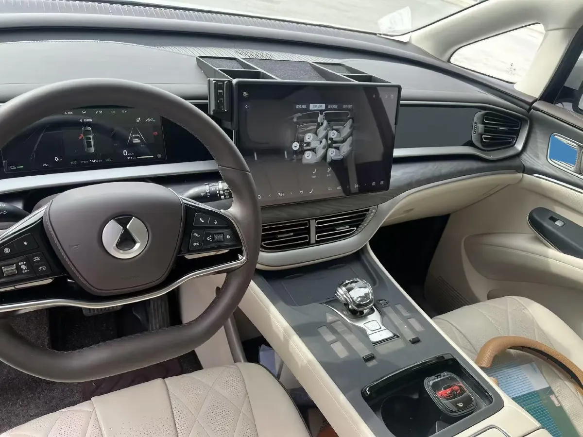 2024 Denza D9 1.5T 139HP L4 E-CVT PHEV 40KWH,autocango,china used car exporter,china ev exporter,chinese used car exporter,chinese used ev exporter