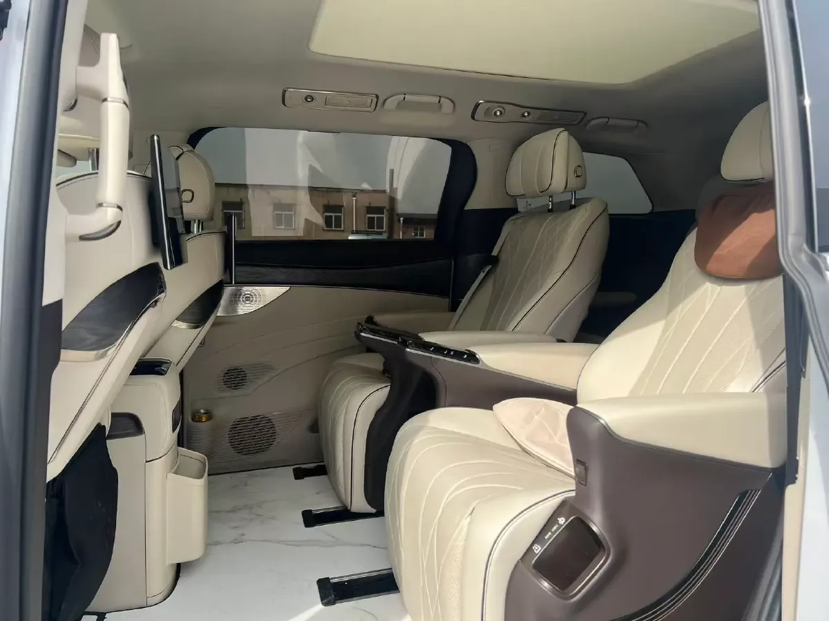 2024 Denza D9 1.5T 139HP L4 E-CVT PHEV 40KWH,autocango,china used car exporter,china ev exporter,chinese used car exporter,chinese used ev exporter