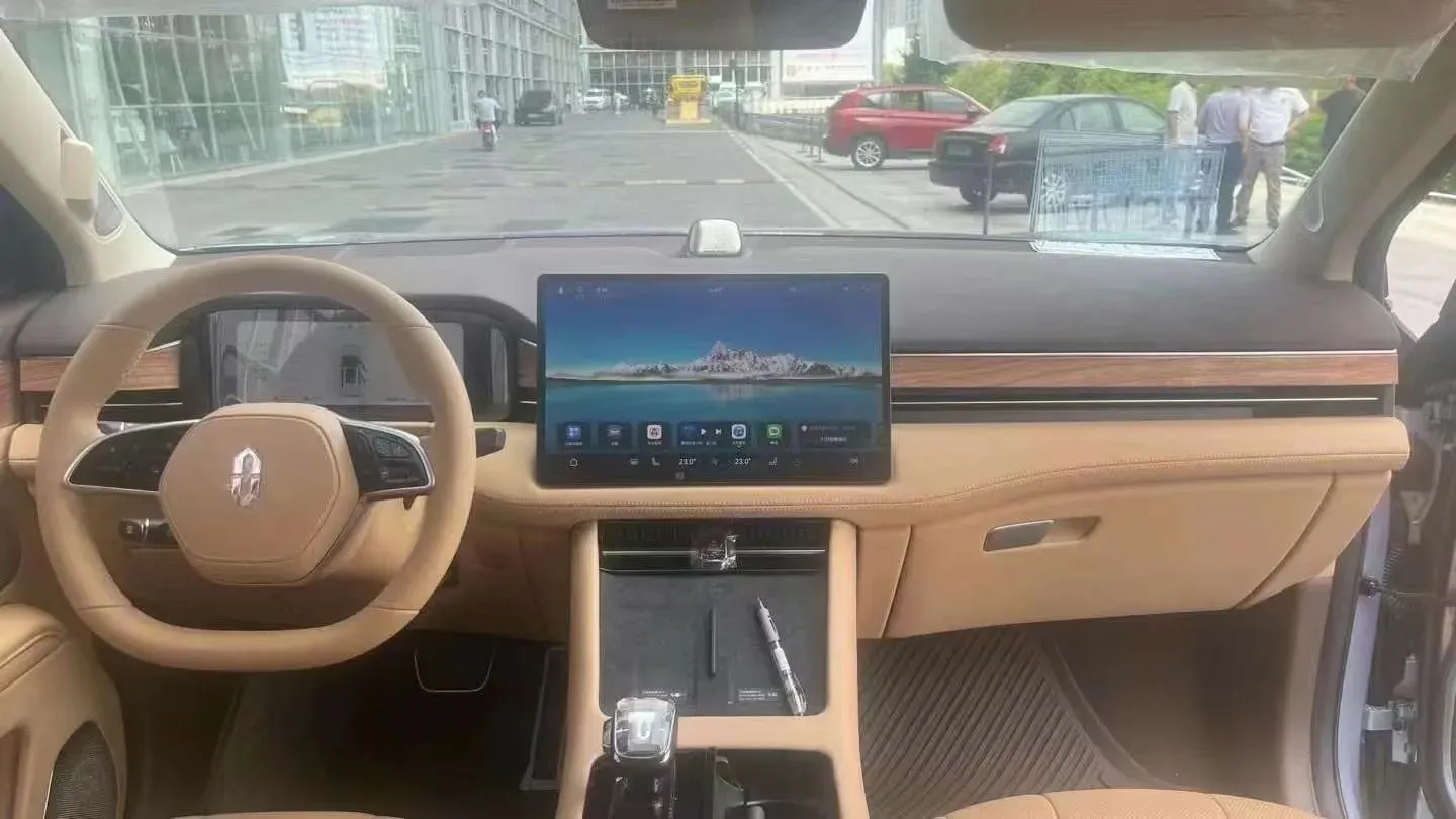 2024 AITO AITO M7 1.5T 152HP L4 REEV 40KWH,autocango,china used car exporter,china ev exporter,chinese used car exporter,chinese used ev exporter