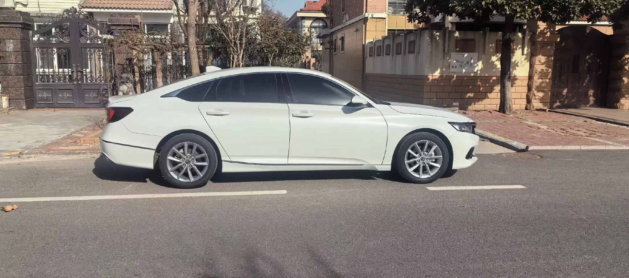 2022 Honda Accord 1.5T 194HP L4 CVT,autocango,china used car exporter,china ev exporter,chinese used car exporter,chinese used ev exporter