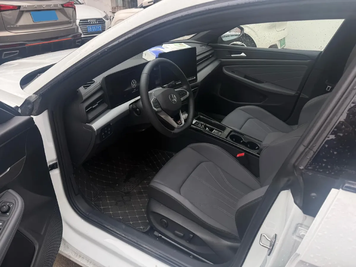 2026 Volkswagen Lamando 2.0T 220HP L4 7DCT,autocango,china used car exporter,china ev exporter,chinese used car exporter,chinese used ev exporter