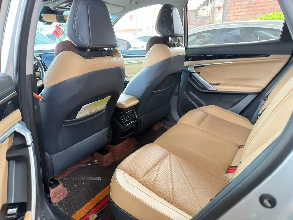 2023 Geely StarRay 1.5T 181HP L4 7DCT,autocango,china used car exporter,china ev exporter,chinese used car exporter,chinese used ev exporter