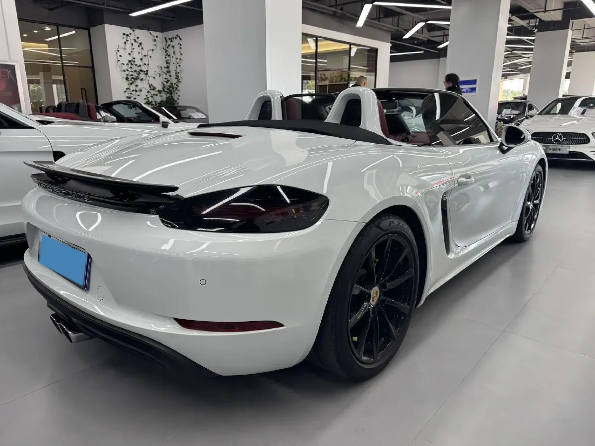 2018 Porsche 718 2.0T 250HP H4 7DCT,autocango,china used car exporter,china ev exporter,chinese used car exporter,chinese used ev exporter