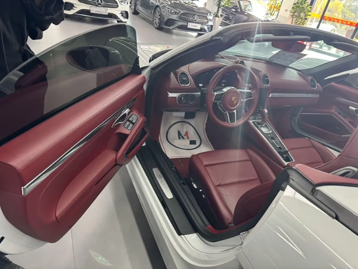 2018 Porsche 718 2.0T 250HP H4 7DCT,autocango,china used car exporter,china ev exporter,chinese used car exporter,chinese used ev exporter