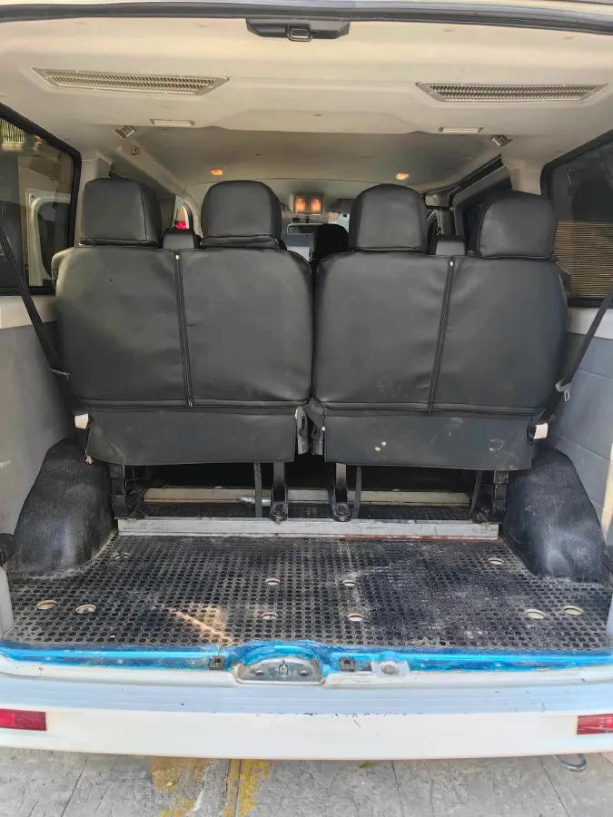 2024 MAXUS XinTu V80 2.0T 147HP L4 6MT,autocango,china used car exporter,china ev exporter,chinese used car exporter,chinese used ev exporter