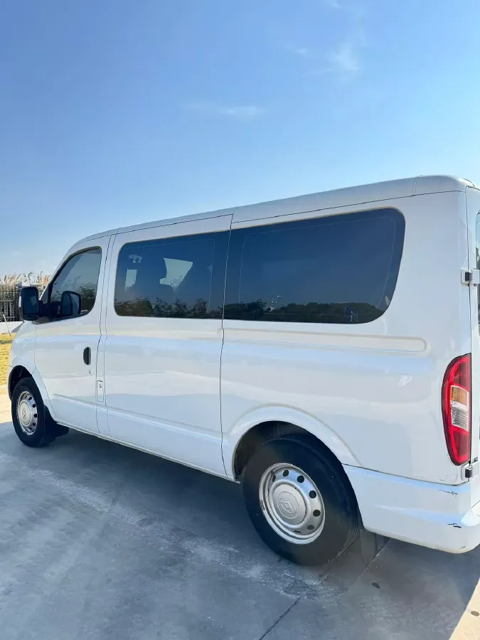 2024 MAXUS XinTu V80 2.0T 147HP L4 6MT,autocango,china used car exporter,china ev exporter,chinese used car exporter,chinese used ev exporter