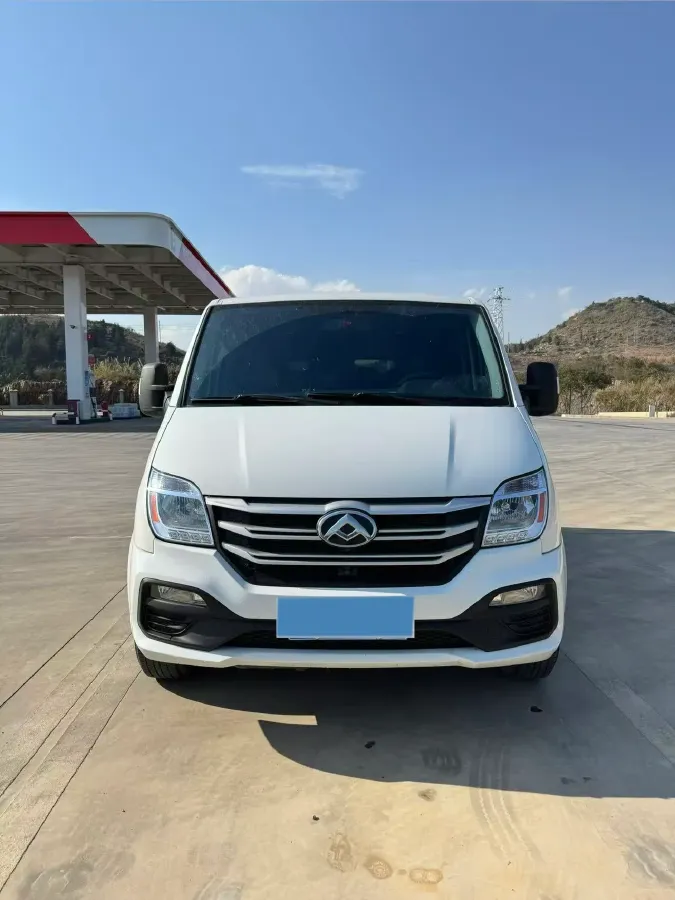 2024 MAXUS XinTu V80 2.0T 147HP L4 6MT,autocango,china used car exporter,china ev exporter,chinese used car exporter,chinese used ev exporter