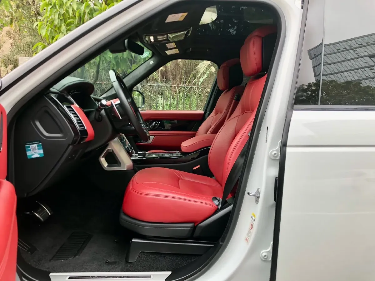 2018 Land Rover Range Rover Evoque 2.0T 241HP L4 9AT,autocango,china used car exporter,china ev exporter,chinese used car exporter,chinese used ev exporter