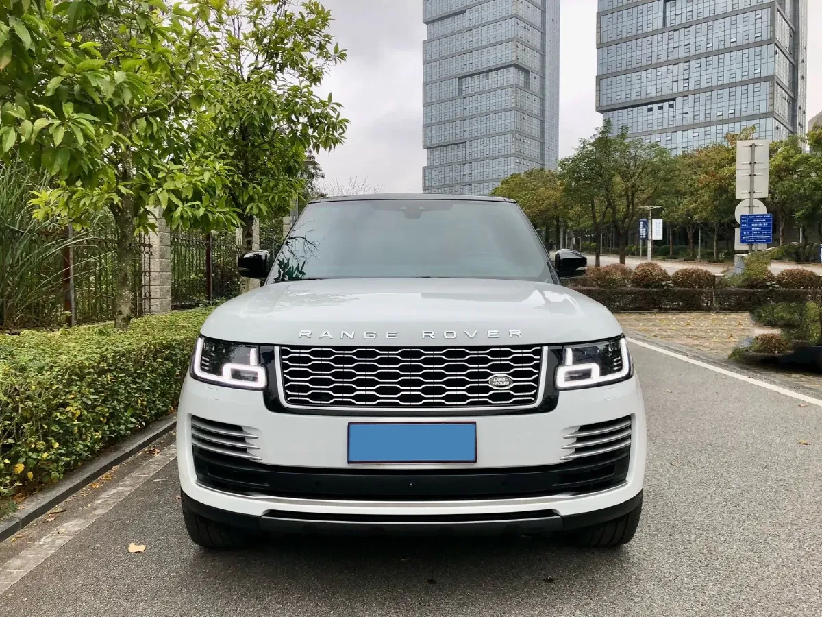 2018 Land Rover Range Rover Evoque 2.0T 241HP L4 9AT,autocango,china used car exporter,china ev exporter,chinese used car exporter,chinese used ev exporter