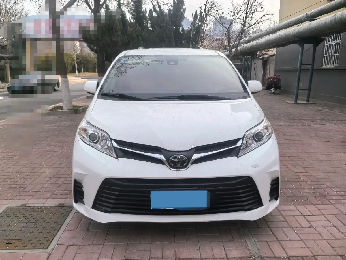 2018 Toyota Highlander 2.0T 220HP L4 6AT,autocango,china used car exporter,china ev exporter,chinese used car exporter,chinese used ev exporter