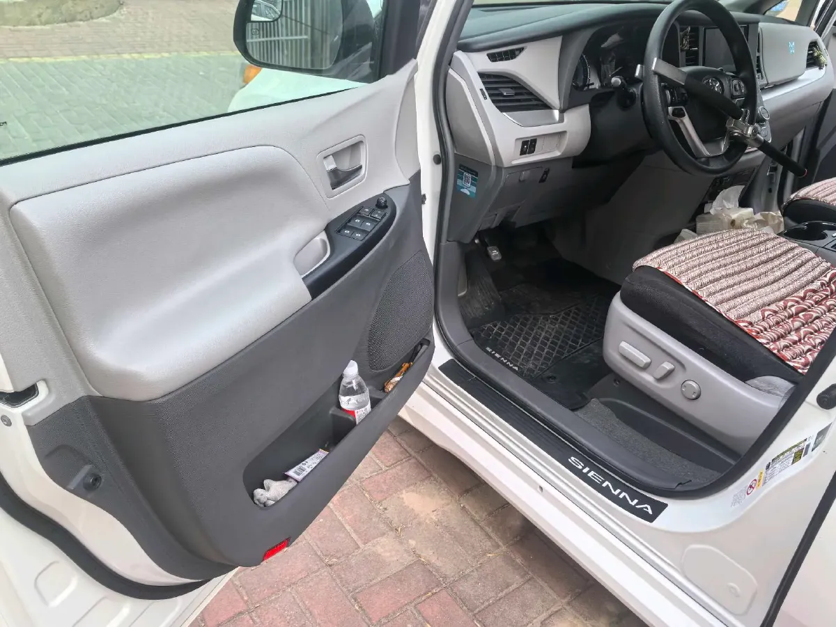 2018 Toyota Highlander 2.0T 220HP L4 6AT,autocango,china used car exporter,china ev exporter,chinese used car exporter,chinese used ev exporter