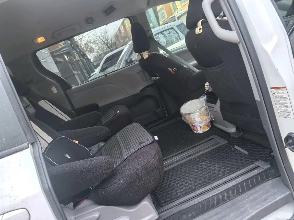 2018 Toyota Highlander 2.0T 220HP L4 6AT,autocango,china used car exporter,china ev exporter,chinese used car exporter,chinese used ev exporter