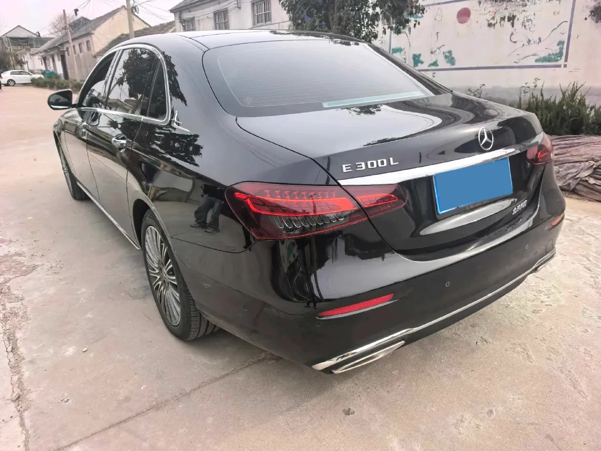 2023 Mercedes-Benz E Class 2.0T 258HP L4 9AT,autocango,china used car exporter,china ev exporter,chinese used car exporter,chinese used ev exporter
