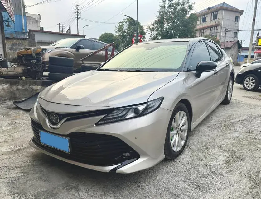 2019 Toyota Camry 2.0L 178HP L4 CVT,autocango,china used car exporter,china ev exporter,chinese used car exporter,chinese used ev exporter