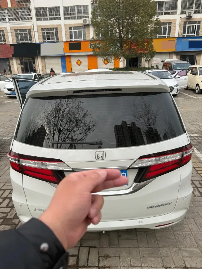 2018 Honda Odyssey 2.4L 186HP L4 CVT,autocango,china used car exporter,china ev exporter,chinese used car exporter,chinese used ev exporter