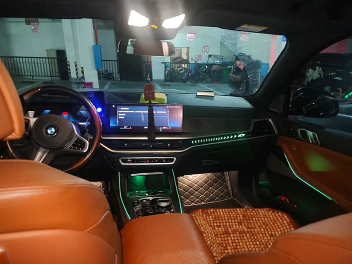 2023 BMW X7 3.0T 381HP L6 8AT,autocango,china used car exporter,china ev exporter,chinese used car exporter,chinese used ev exporter