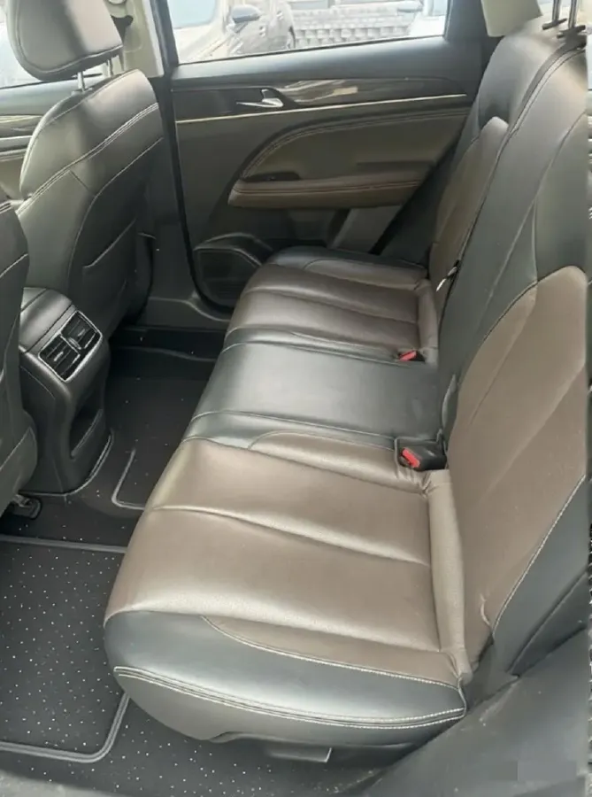 2019 GAC Trumpchi GS5 1.5T 169HP L4 6AT,autocango,china used car exporter,china ev exporter,chinese used car exporter,chinese used ev exporter