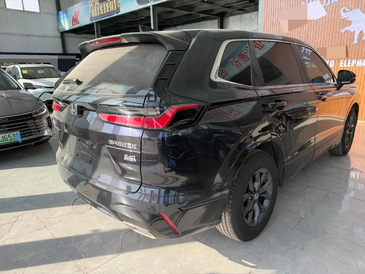 2025 Honda Breeze 1.5T 193HP L4 CVT,autocango,china used car exporter,china ev exporter,chinese used car exporter,chinese used ev exporter