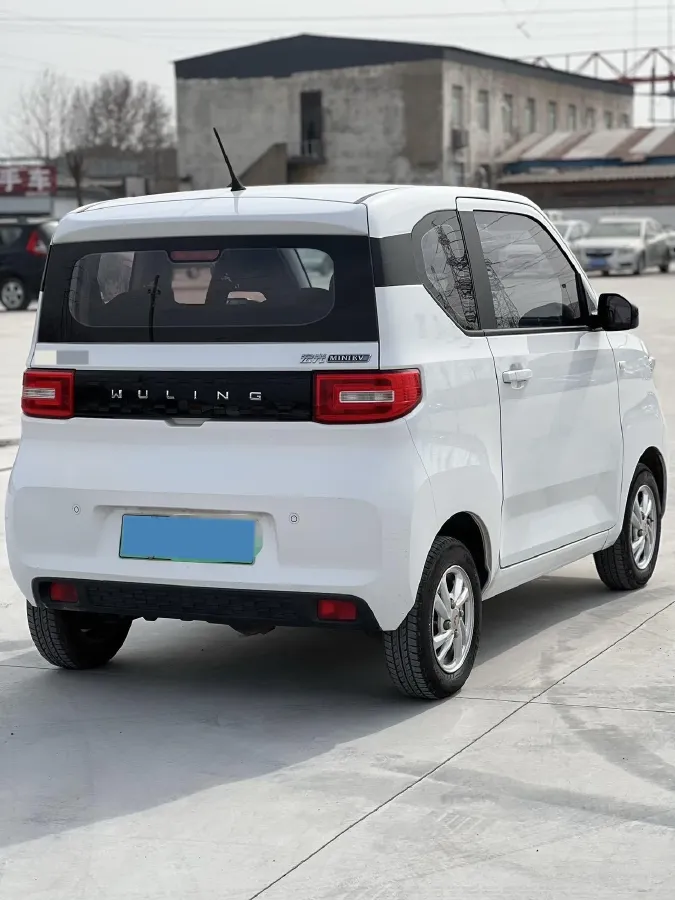 2020 WuLing HongGuang MINI EV BEV 9.3KWH,autocango,china used car exporter,china ev exporter,chinese used car exporter,chinese used ev exporter
