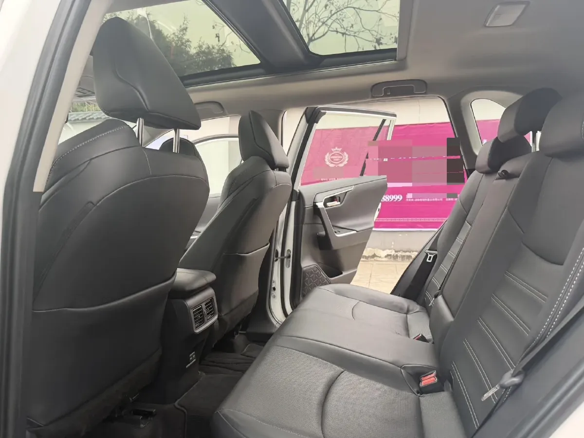 2023 Toyota Wildlander 2.5L 178HP L4 E-CVT Hybrid,autocango,china used car exporter,china ev exporter,chinese used car exporter,chinese used ev exporter