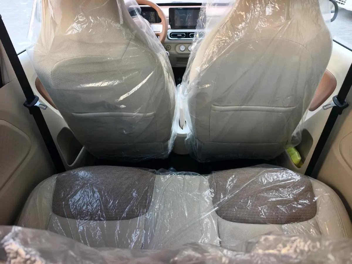 2024 WuLing HongGuang MINI EV BEV 13.4KWH,autocango,china used car exporter,china ev exporter,chinese used car exporter,chinese used ev exporter