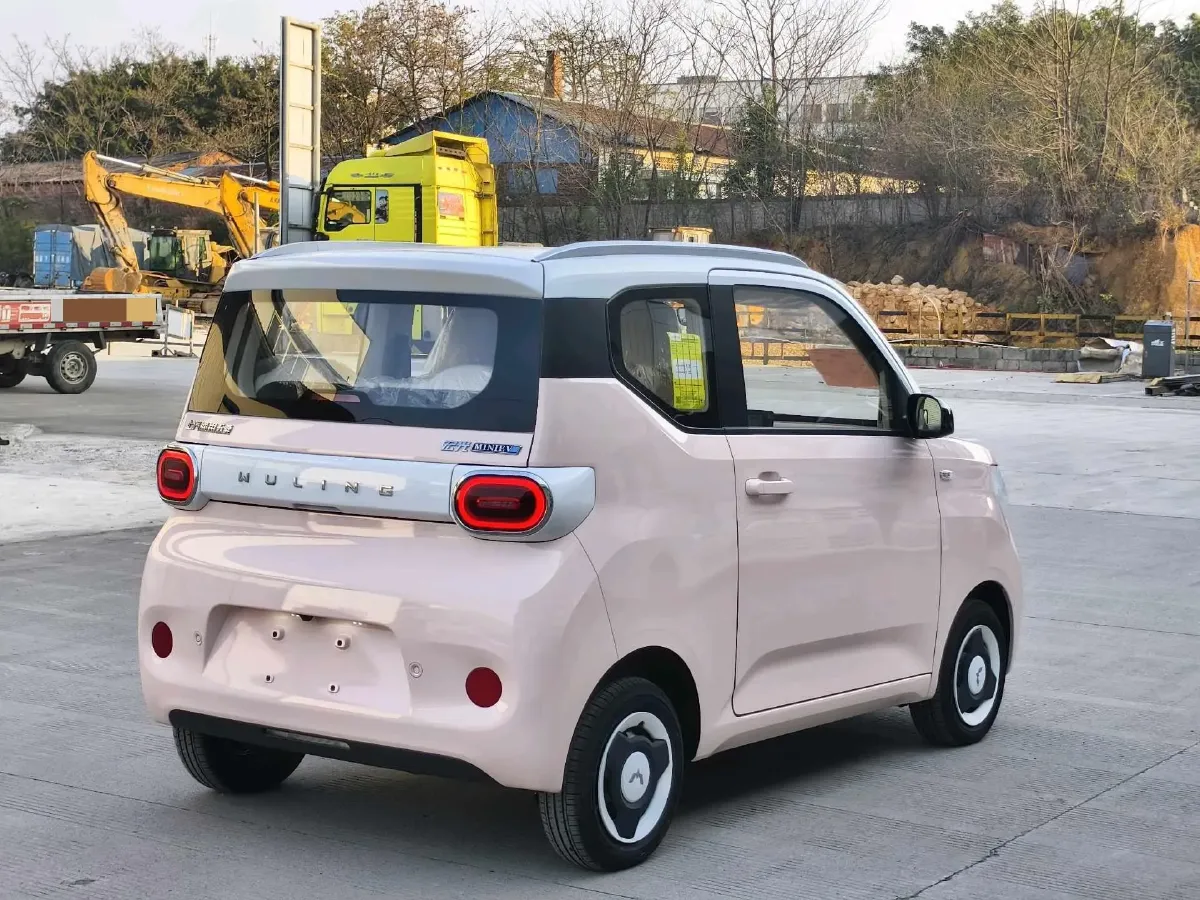 2024 WuLing HongGuang MINI EV BEV 13.4KWH,autocango,china used car exporter,china ev exporter,chinese used car exporter,chinese used ev exporter