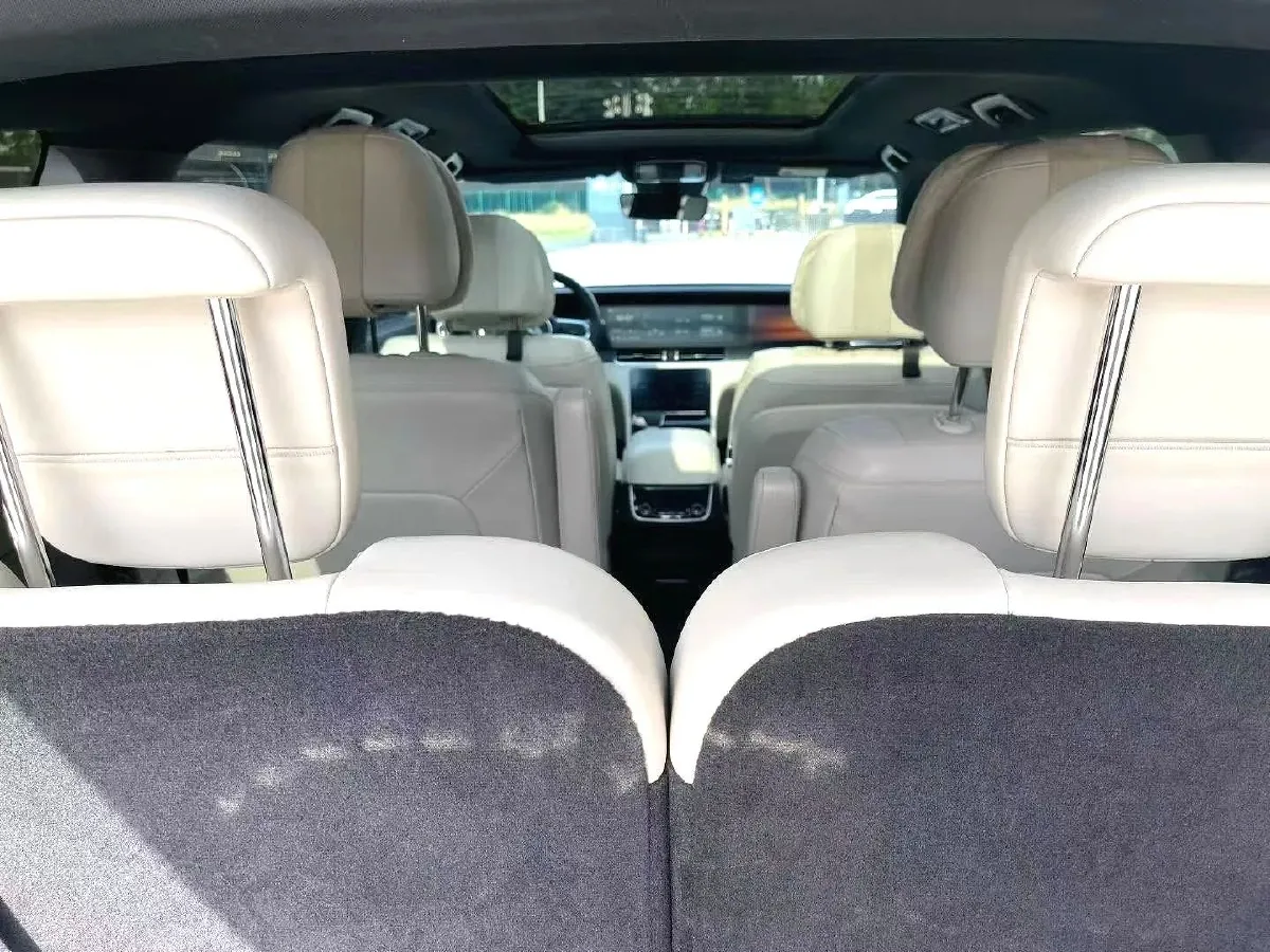 2020 Li ONE Range Extended 131HP REEV 40.5KWH,autocango,china used car exporter,china ev exporter,chinese used car exporter,chinese used ev exporter