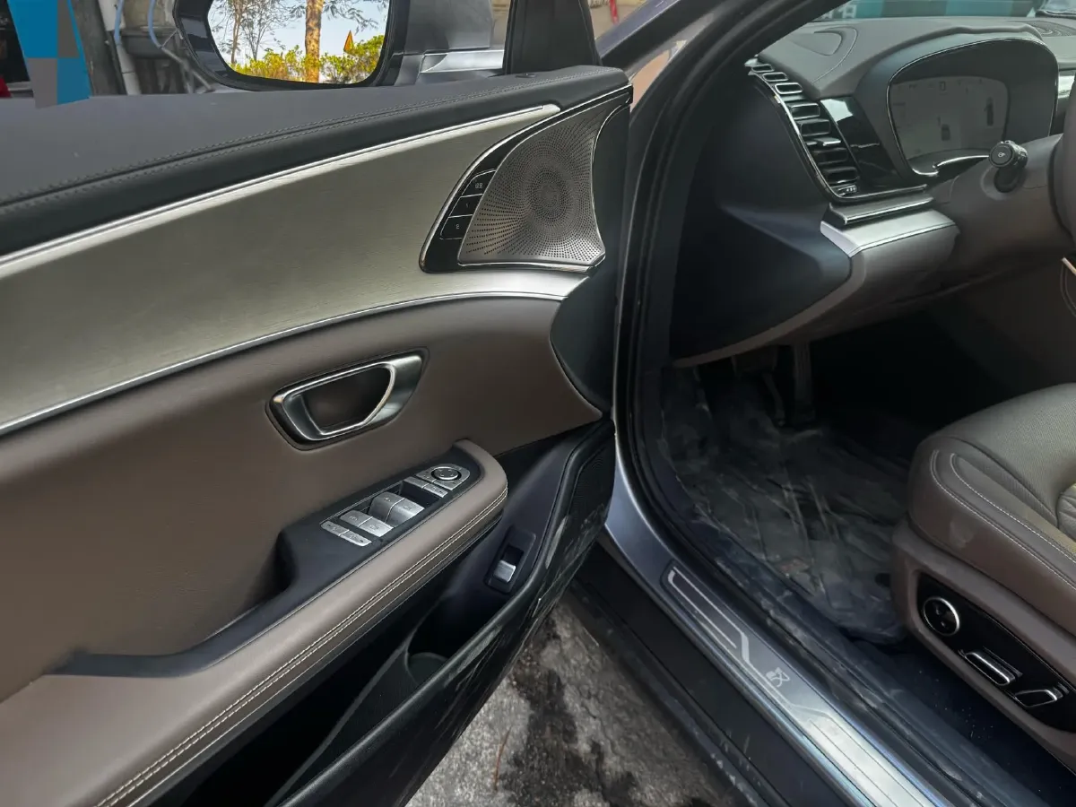 2025 BYD Han 1.5T 156HP L4 E-CVT PHEV,autocango,china used car exporter,china ev exporter,chinese used car exporter,chinese used ev exporter