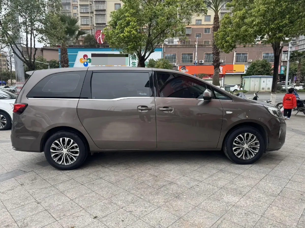 2021 Buick GL8 2.0T 237HP L4 9AT,autocango,china used car exporter,china ev exporter,chinese used car exporter,chinese used ev exporter