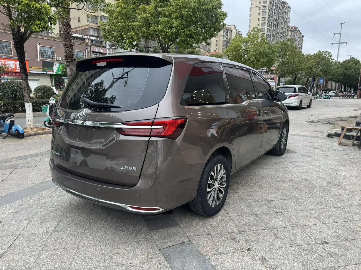 2021 Buick GL8 2.0T 237HP L4 9AT,autocango,china used car exporter,china ev exporter,chinese used car exporter,chinese used ev exporter
