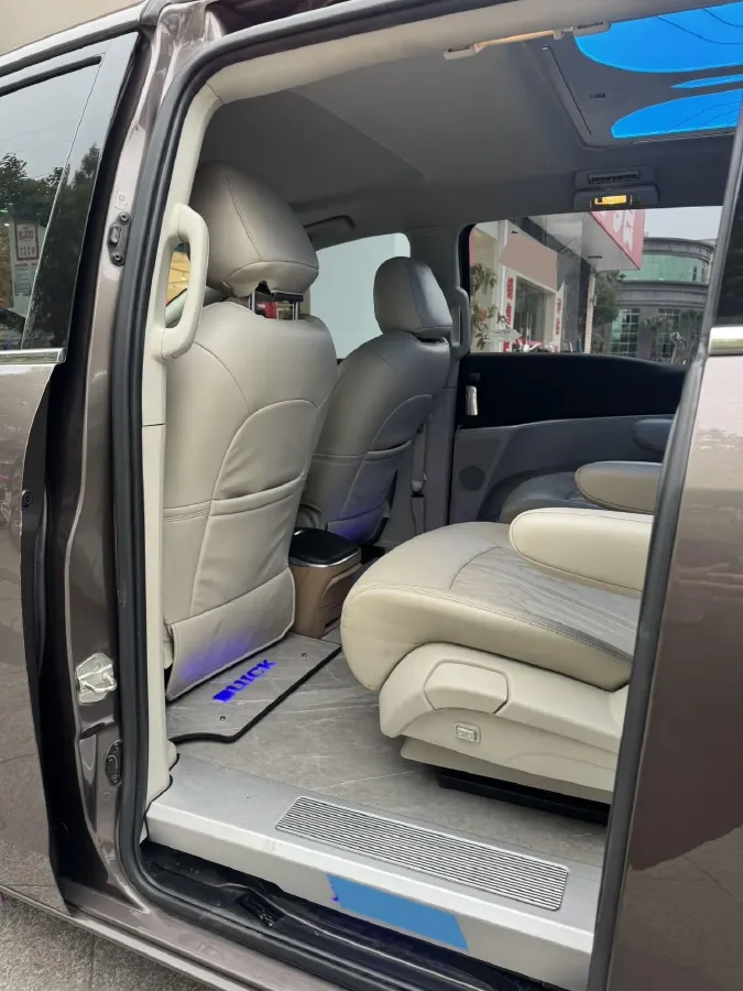 2021 Buick GL8 2.0T 237HP L4 9AT,autocango,china used car exporter,china ev exporter,chinese used car exporter,chinese used ev exporter