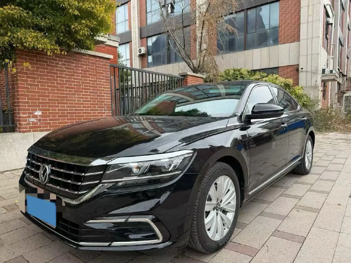 2020 Volkswagen Passat 2.0T 186HP L4 7DCT,autocango,china used car exporter,china ev exporter,chinese used car exporter,chinese used ev exporter
