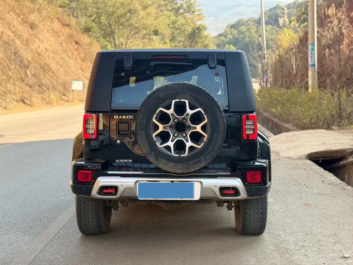 2019 Beijing BJ40 2.3T 231HP L4 6AT,autocango,china used car exporter,china ev exporter,chinese used car exporter,chinese used ev exporter