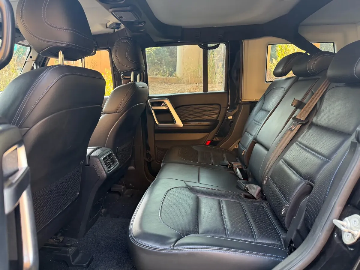 2019 Beijing BJ40 2.3T 231HP L4 6AT,autocango,china used car exporter,china ev exporter,chinese used car exporter,chinese used ev exporter