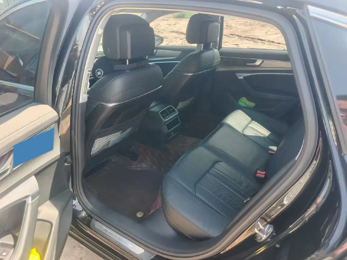 2021 Audi A6L 2.0T 224HP L4 7DCT,autocango,china used car exporter,china ev exporter,chinese used car exporter,chinese used ev exporter