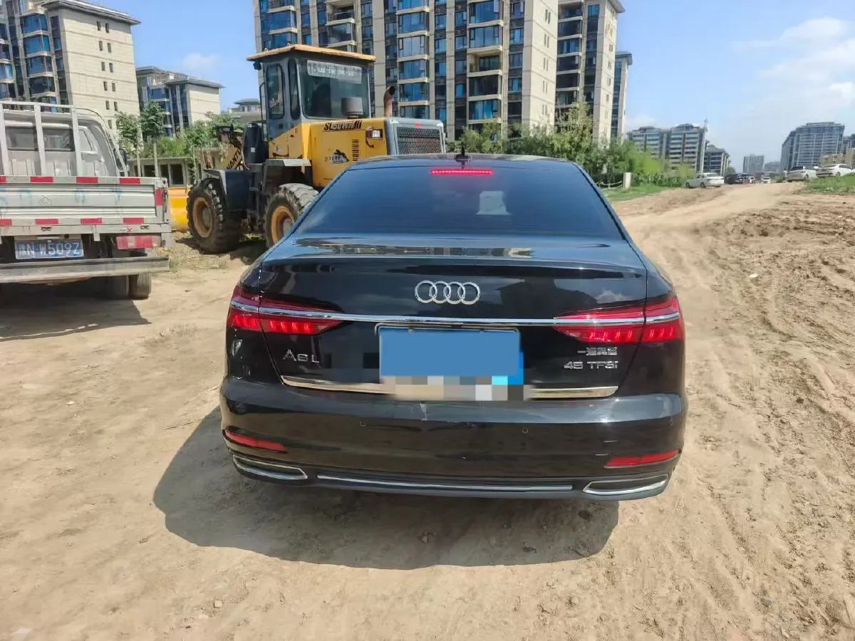 2021 Audi A6L 2.0T 224HP L4 7DCT,autocango,china used car exporter,china ev exporter,chinese used car exporter,chinese used ev exporter