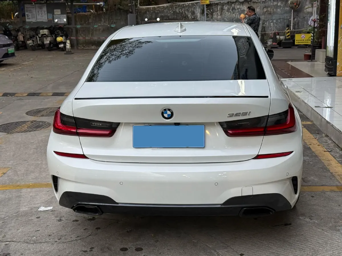 2022 BMW 3 Series 2.0T 184HP L4 8AT,autocango,china used car exporter,china ev exporter,chinese used car exporter,chinese used ev exporter