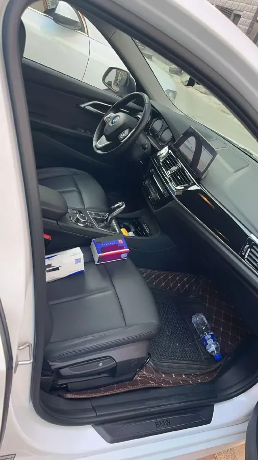 2022 BMW 1 Series 1.5T 140HP L3 7DCT,autocango,china used car exporter,china ev exporter,chinese used car exporter,chinese used ev exporter