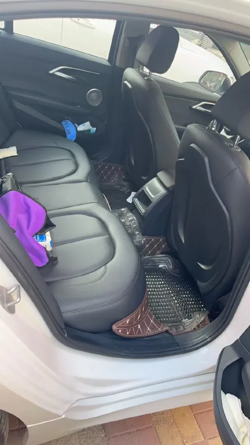 2022 BMW 1 Series 1.5T 140HP L3 7DCT,autocango,china used car exporter,china ev exporter,chinese used car exporter,chinese used ev exporter