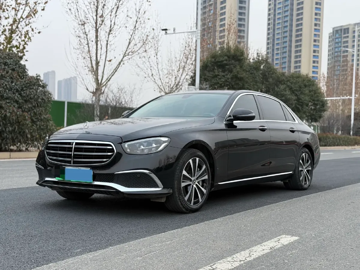 2022 Mercedes-Benz E Class 2.0T 211HP L4 9AT PHEV 25.4KWH,autocango,china used car exporter,china ev exporter,chinese used car exporter,chinese used ev exporter